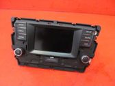 Radio / CD-Player / DVD-Player / Navigation