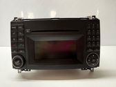 Radio / CD-Player / DVD-Player / Navigation