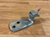 Tailgate/trunk/boot hinge