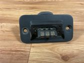 Sliding door contact joint