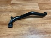 Tuyau de liquide de refroidissement moteur