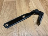 Engine bonnet/hood hinges