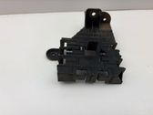 Autres pièces compartiment moteur