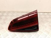 Tailgate rear/tail lights