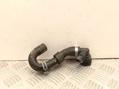 Tuyau de liquide de refroidissement moteur