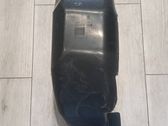 Rear arch fender liner splash guards