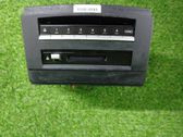 Radio / CD-Player / DVD-Player / Navigation