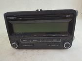 Radio / CD-Player / DVD-Player / Navigation