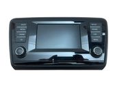 Radio / CD-Player / DVD-Player / Navigation