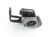 Front differential mounting bracket