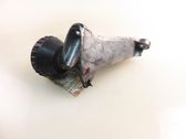Engine mounting bracket