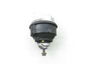 Engine mount vacuum valve
