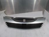 Front bumper upper radiator grill
