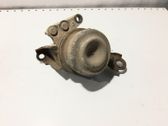 Engine mount bracket