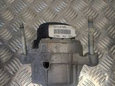 Engine mount bracket