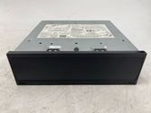 Radio / CD-Player / DVD-Player / Navigation