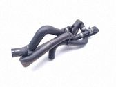 Tuyau de liquide de refroidissement moteur