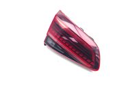 Tailgate rear/tail lights