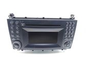 Radio / CD-Player / DVD-Player / Navigation