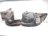 Front wheel arch liner splash guards