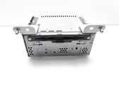 Radio / CD-Player / DVD-Player / Navigation