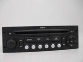 Radio/CD/DVD/GPS head unit