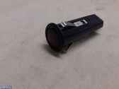 Botón interruptor de luz de peligro
