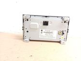 Radio / CD-Player / DVD-Player / Navigation