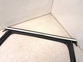 Front door windshield rail