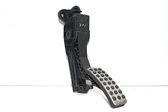 Accelerator throttle pedal