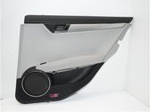 Moldura del tarjetero de la puerta trasera