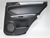 Moldura del tarjetero de la puerta trasera