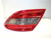 Lámpara de faros/luces traseros