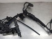 Engine bonnet/hood hinges