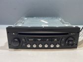 Radio / CD-Player / DVD-Player / Navigation