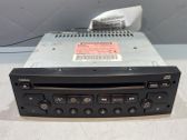 Radio / CD-Player / DVD-Player / Navigation