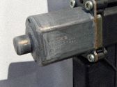 Regulador de puerta delantera con motor