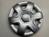 R15 wheel hub/cap/trim