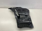 Rear bumper mounting bracket