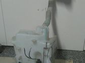 Windshield washer fluid reservoir/tank