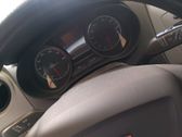 Wiper turn signal indicator stalk/switch