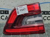 Tailgate rear/tail lights