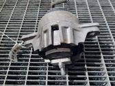 Engine mounting bracket
