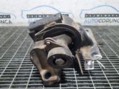 Engine mounting bracket