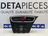 Radio / CD-Player / DVD-Player / Navigation
