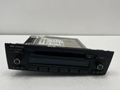 Radio / CD-Player / DVD-Player / Navigation