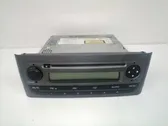 Radio/CD/DVD/GPS-pääyksikkö