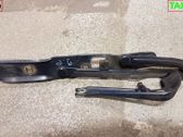 Tailgate/trunk/boot hinge