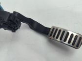 Accelerator throttle pedal