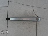 Manecilla externa puerta delantera